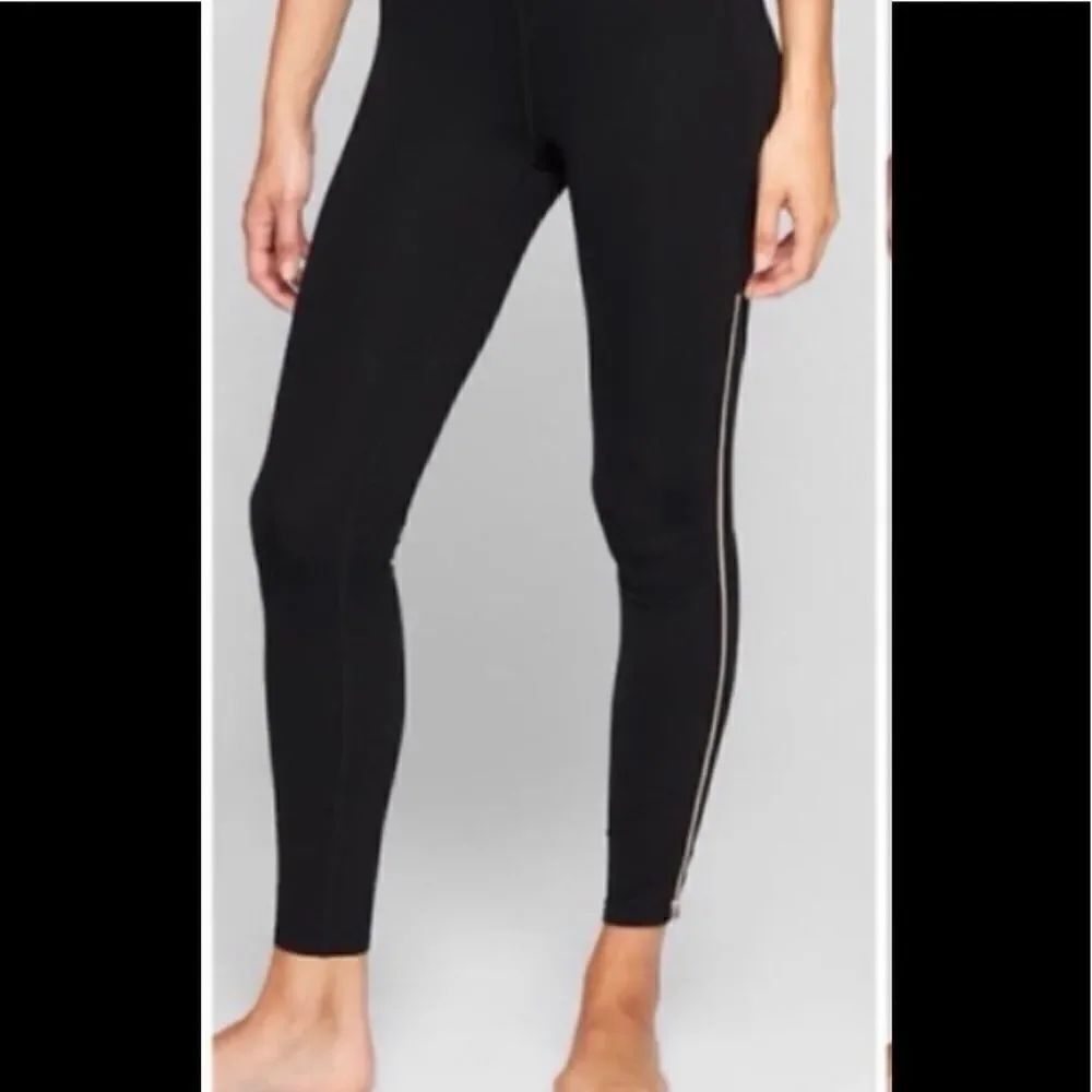 NWOT Athleta Rose Gold Zipper Leggings!
